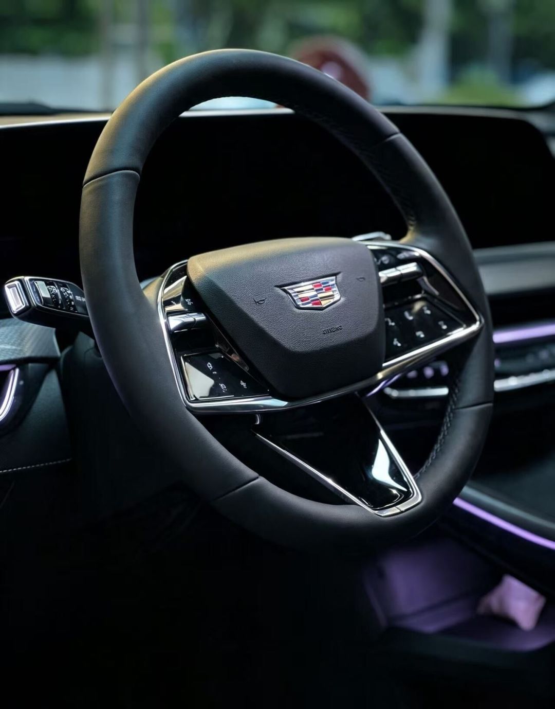 都叫“仁王盾”:XT5被央视拉去实测,CT5却在IIHS侧碰拿差评,冲安全买凯迪拉克的先看这篇