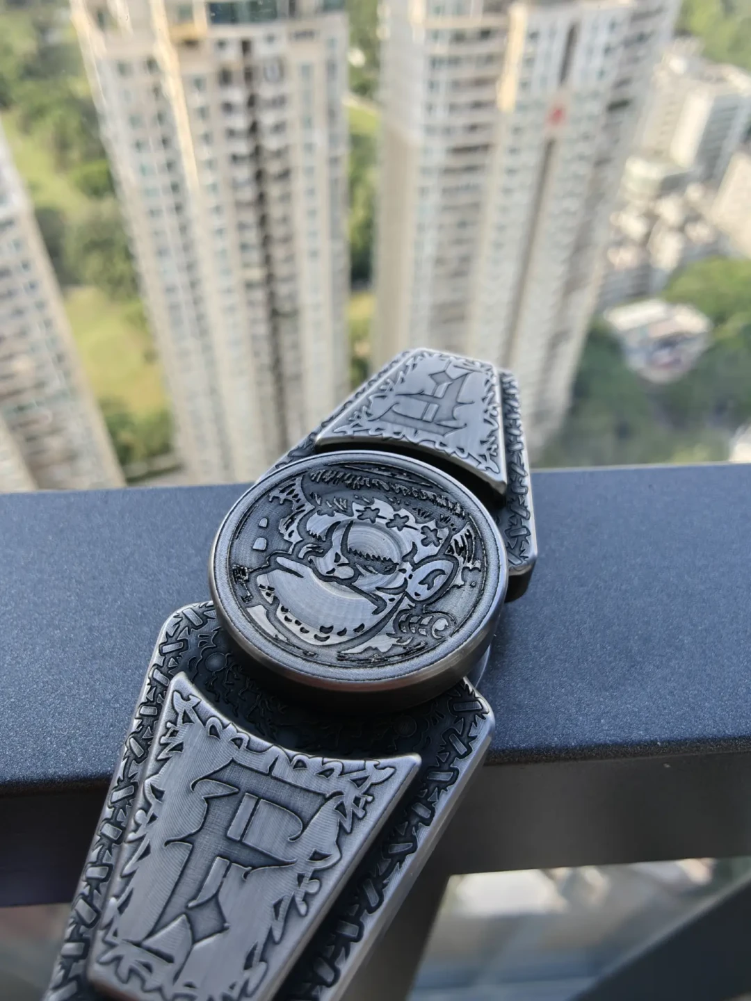同一个指尖陀螺,有人5元入手有人花7888元:第一枚该花多少钱?