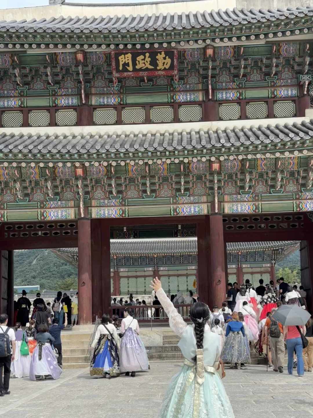 景福宫租韩服最低25元,为什么有人花到五六百?三档价位和五个坑讲清楚