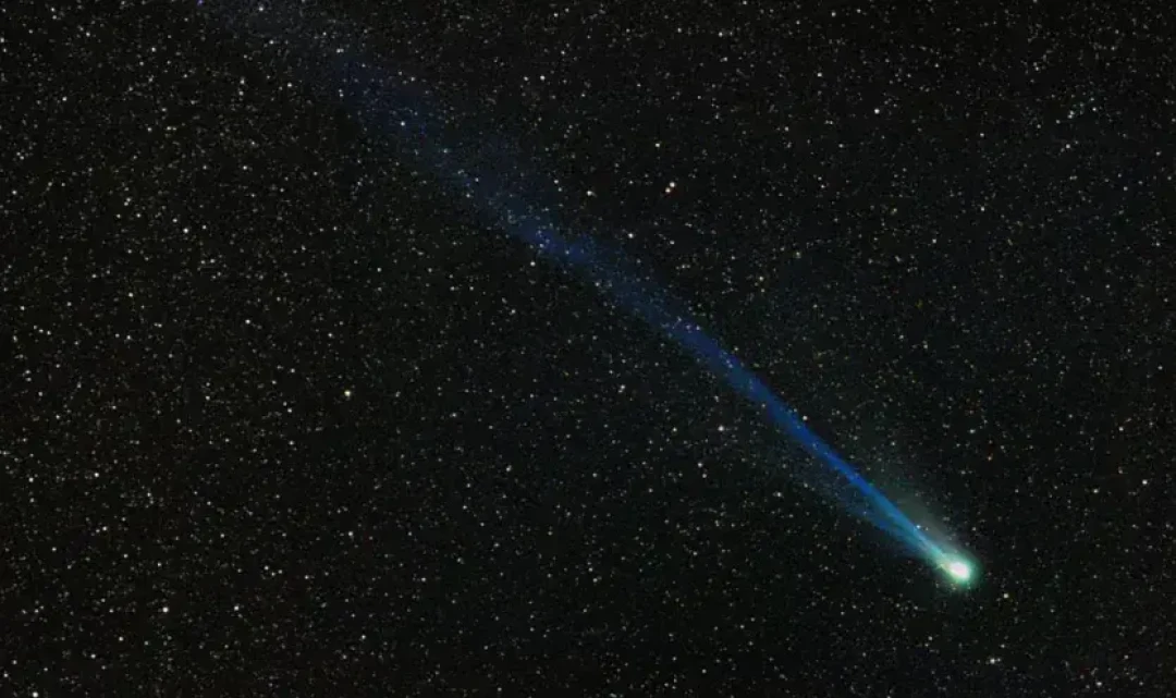 2026英仙座流星雨极大在8月13日中午：守哪晚、朝哪拍、备多少存储，这两晚拍摄账算清了
