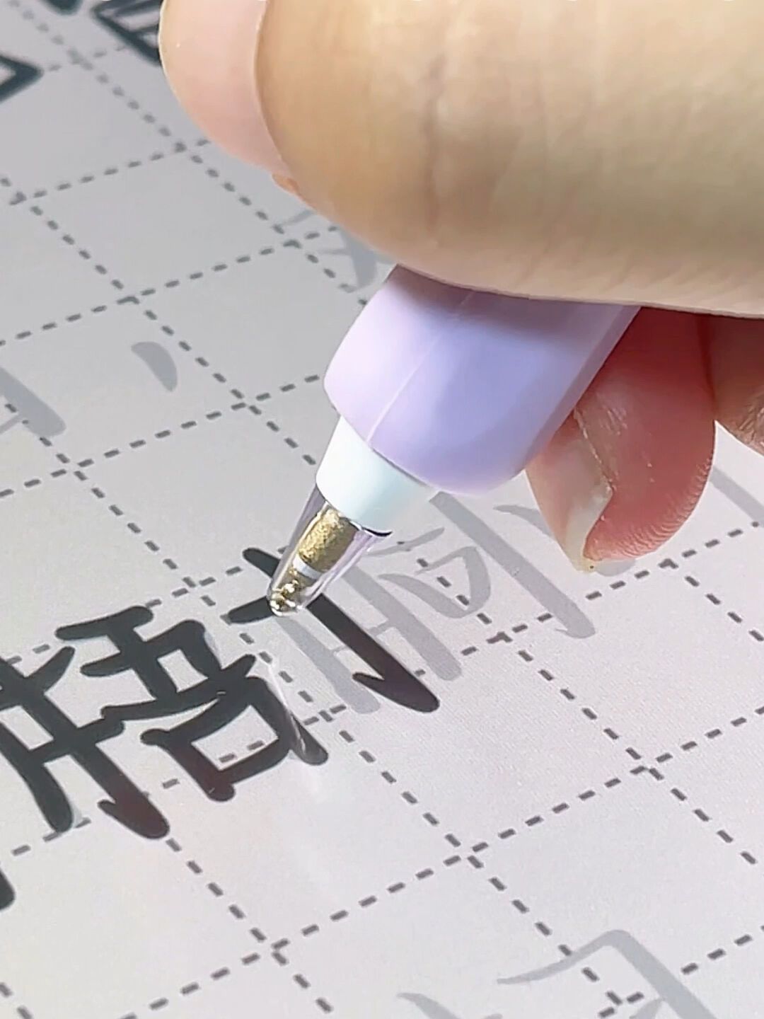 开学季买了iPad,手写笔怎么选?原装与平替的分界线、三大营销黑话祛魅、要不要等新笔一次讲清