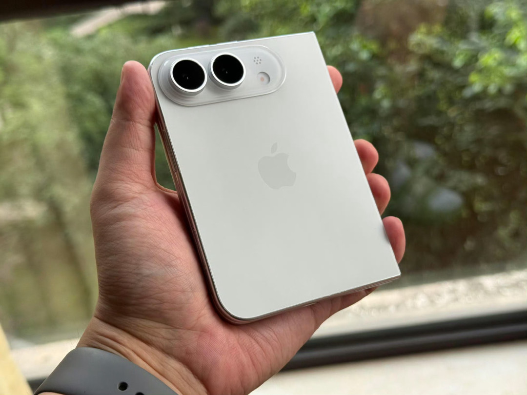 今年九月,你可能等不到 iPhone 降价:核完9·9发布会阵容、iPhone 17涨价链和折叠Ultra三个悬念,这份换机决策表算好了