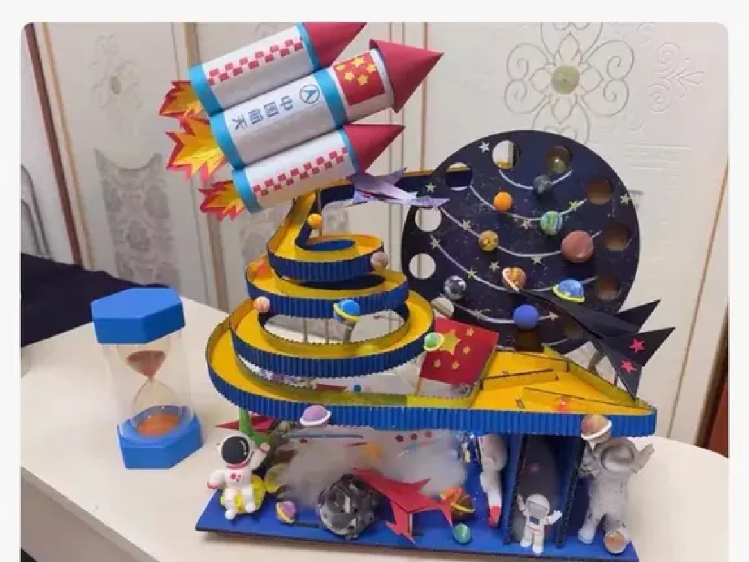 暑假手工作业又逼家长熬夜了:旧物DIY、材料包、代做三条路各花多少钱、坑在哪
