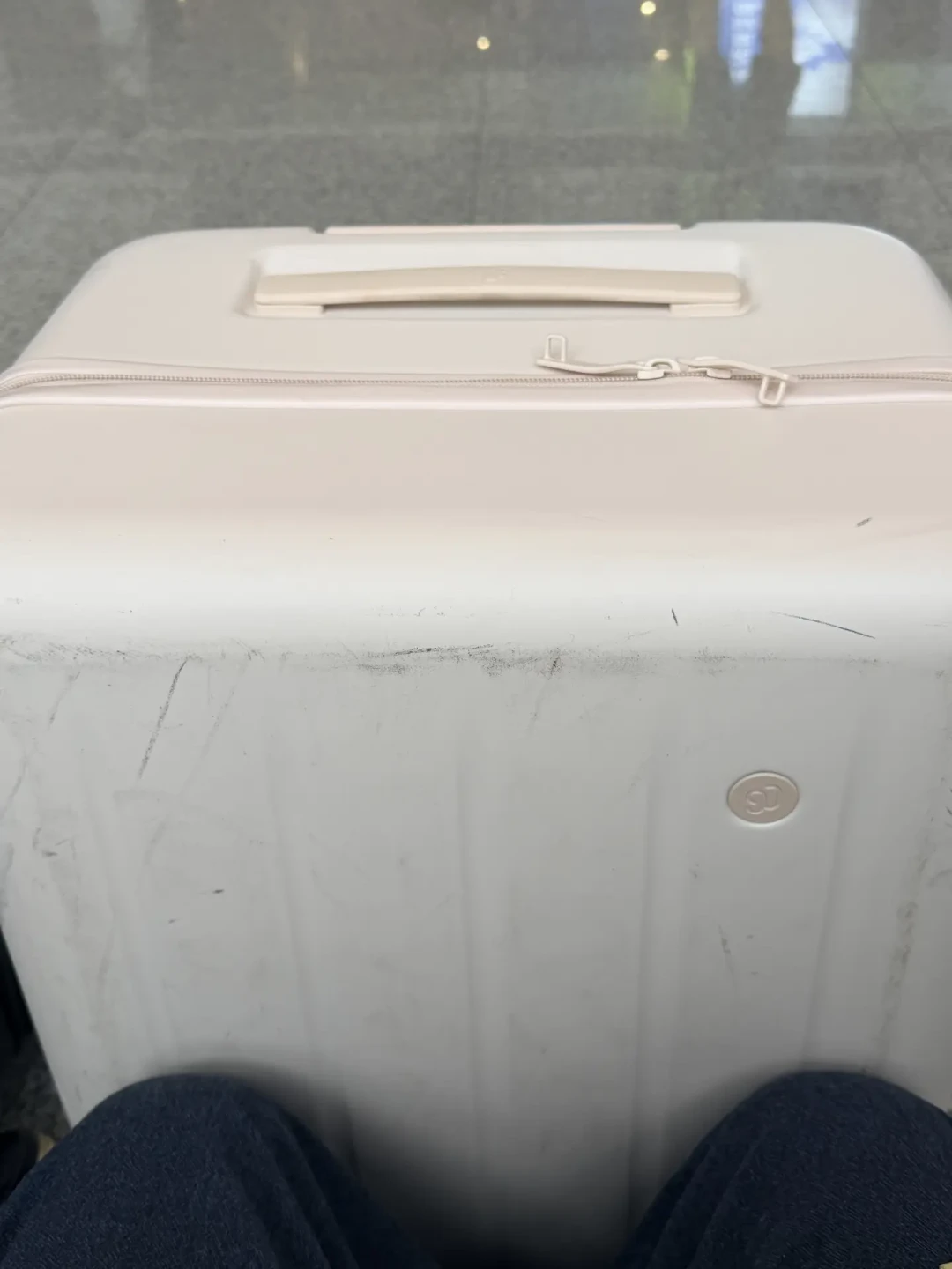 开学季刷屏的90分行李箱,到底值不值?我把避雷帖翻完,整理出三类问题和四条买法