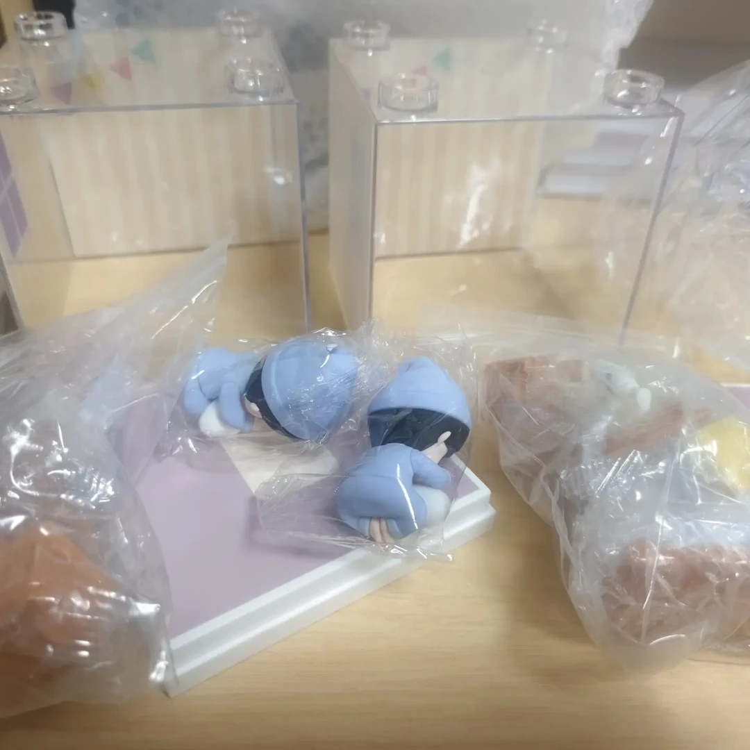 丝塔芙×孙颖莎微缩盲盒开箱刷屏：凑齐两款最省的不是买两套，壳子裂了这样售后