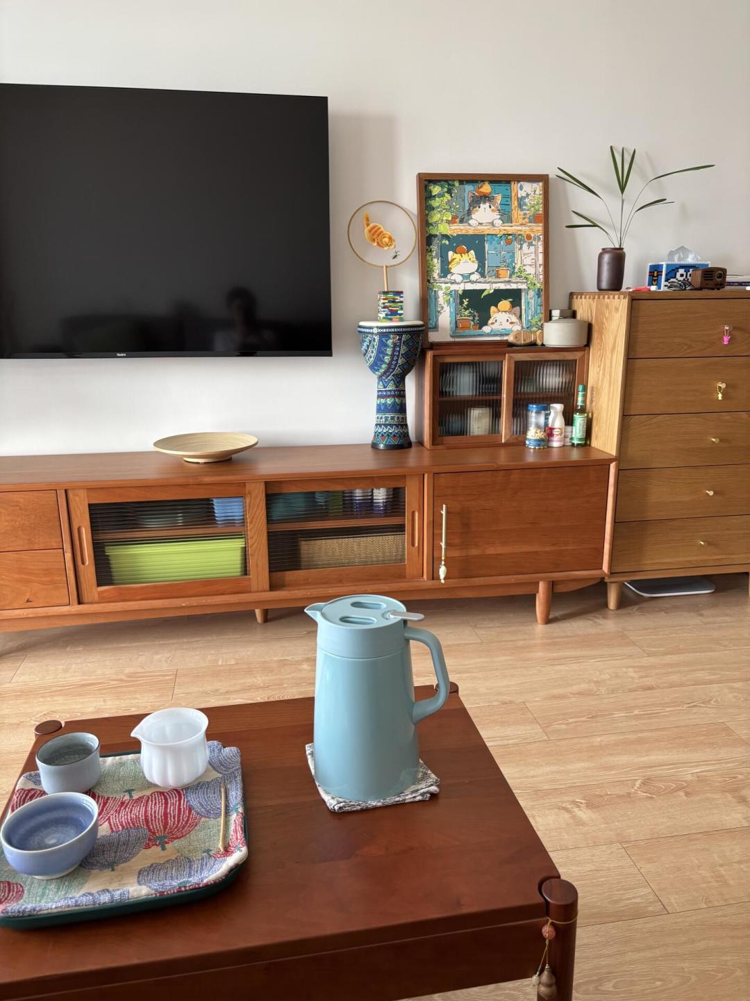中古风木色到底要不要统一?对比了两派真实案例,发现大家吵错了重点