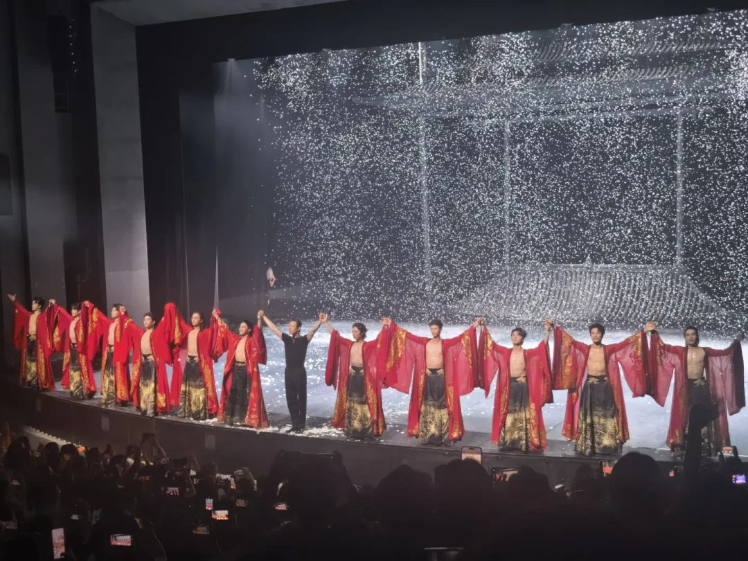 《叹春风》全男班国风舞秀巡演一城一个版本:买票前把版本、场次、黄牛这三笔账算清
