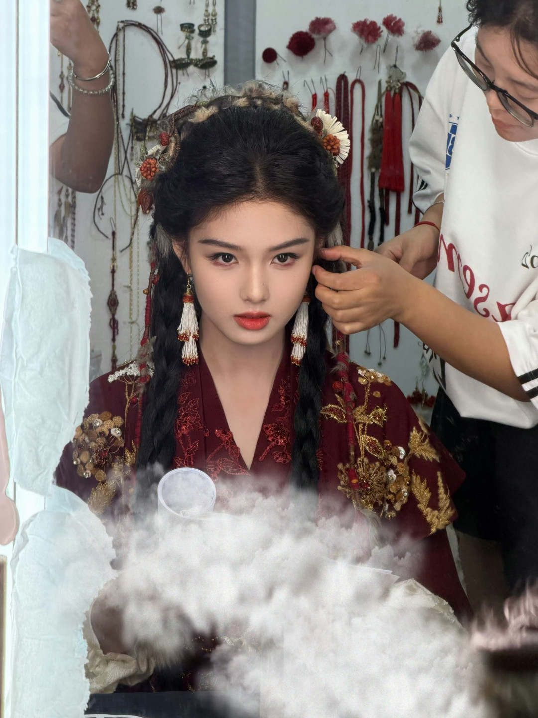 《百妖谱》真人剧开机,小说、动画、短剧四个版本,开播前值得补哪一个