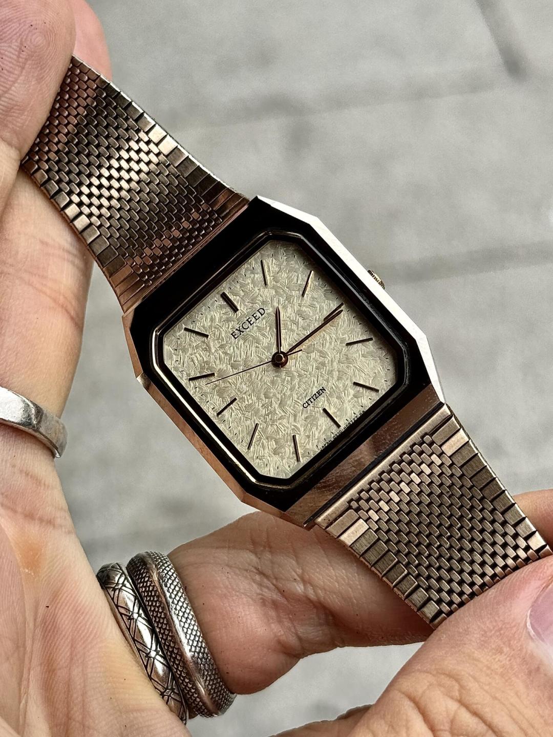 中古西铁城越来越贵:去年90块淘的纪念款,现在要200+,入坑前先把四档价位和五个坑捋清楚