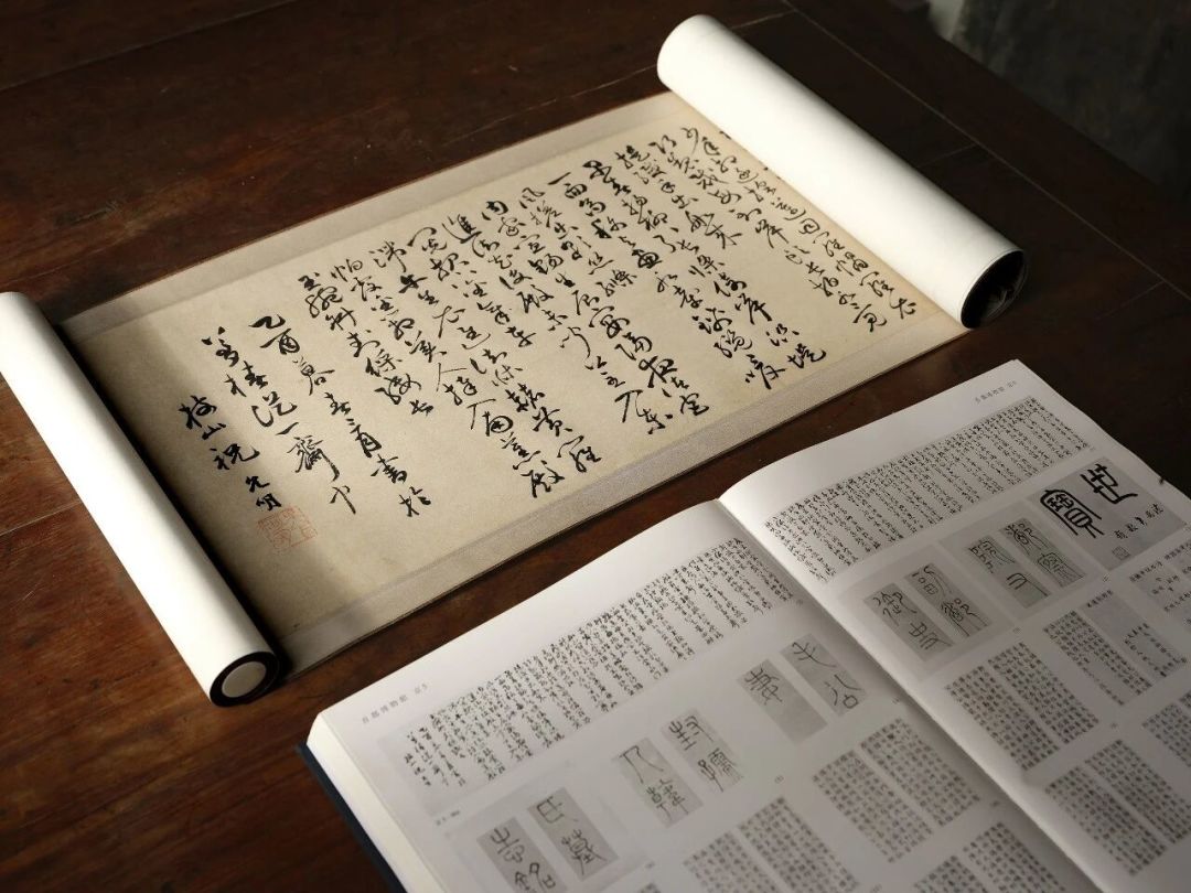 家里翻出的旧字画去哪鉴定?六类渠道逐个数:谁免费、谁高危、谁给不了结论