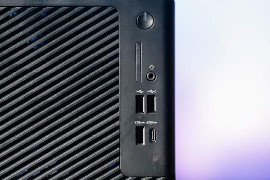 戴尔新 15L 工作站 7T1 来了:这笔“工作站税”值不值得交?三类人三个答案