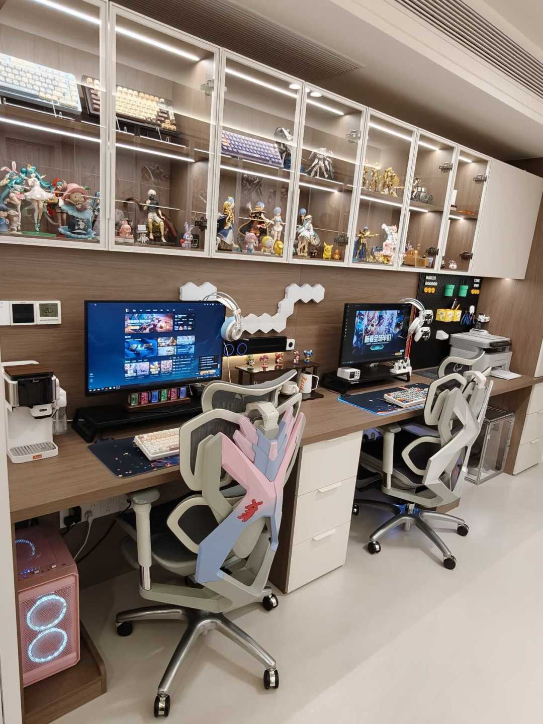 “无一例外都是深度不够”,这条1013赞的顶评没说错:全屋定制做桌子前,先核对这四个数字