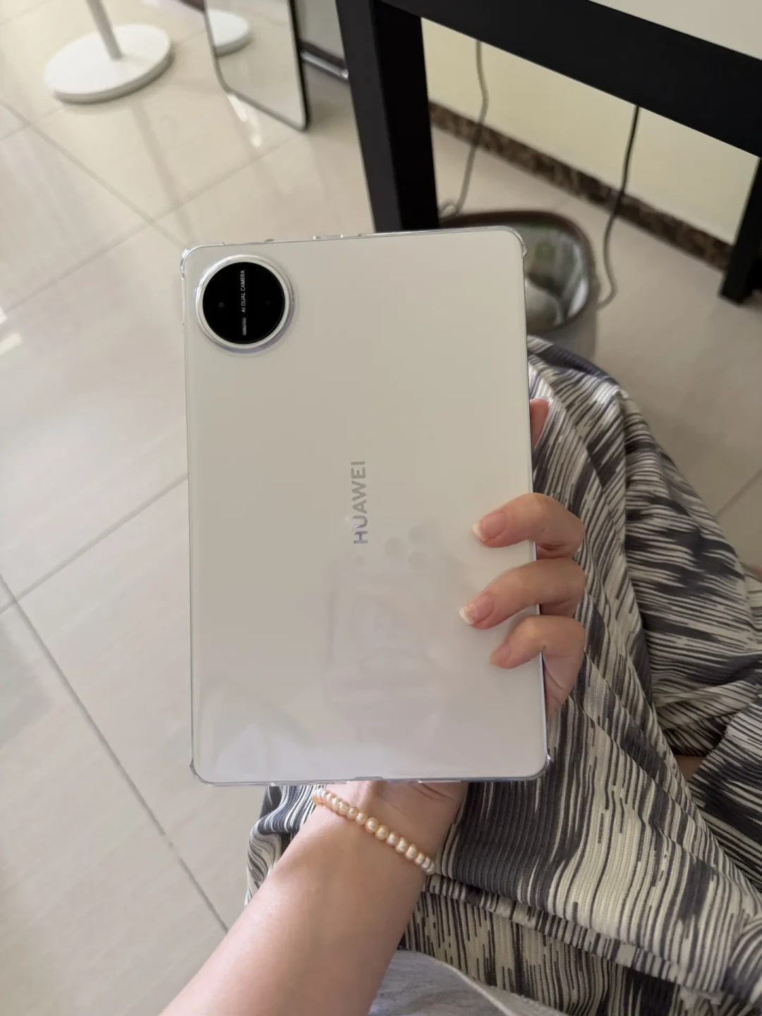 2800元的iPad mini 7、3000元的MatePad Mini、3199元的OPPO Pad Mini:算完三台小平板真实成本账,我明白评论区为什么吵成三派