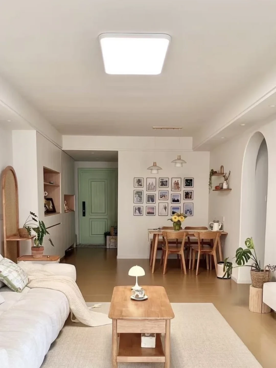 小米全屋1399、雷士全屋2800、欧普全屋4800：全屋照明三倍价差，钱到底花在哪