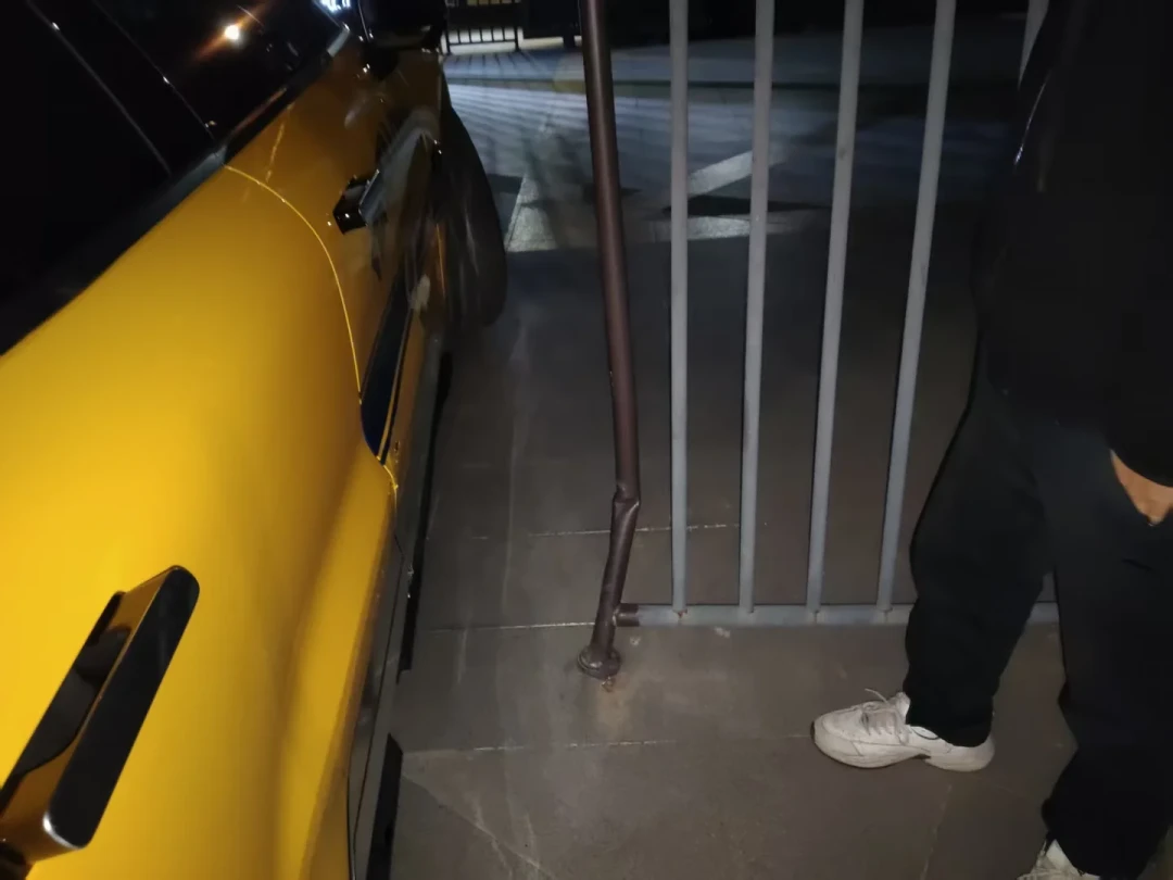 代驾出了事故,开口就是“走你车的保险”?看完5个判例才明白:下单时3个细节决定走谁的保险