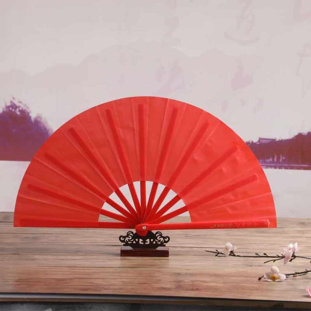 体育课选了太极扇,先别急着记动作:版本、歌词、选扇三个考前坑先踩明白