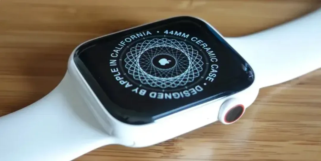 Apple Watch S12爆料滤一遍:血糖不来、外观不变、起售价可能涨——S11跌到1750元,现在冲还是等?