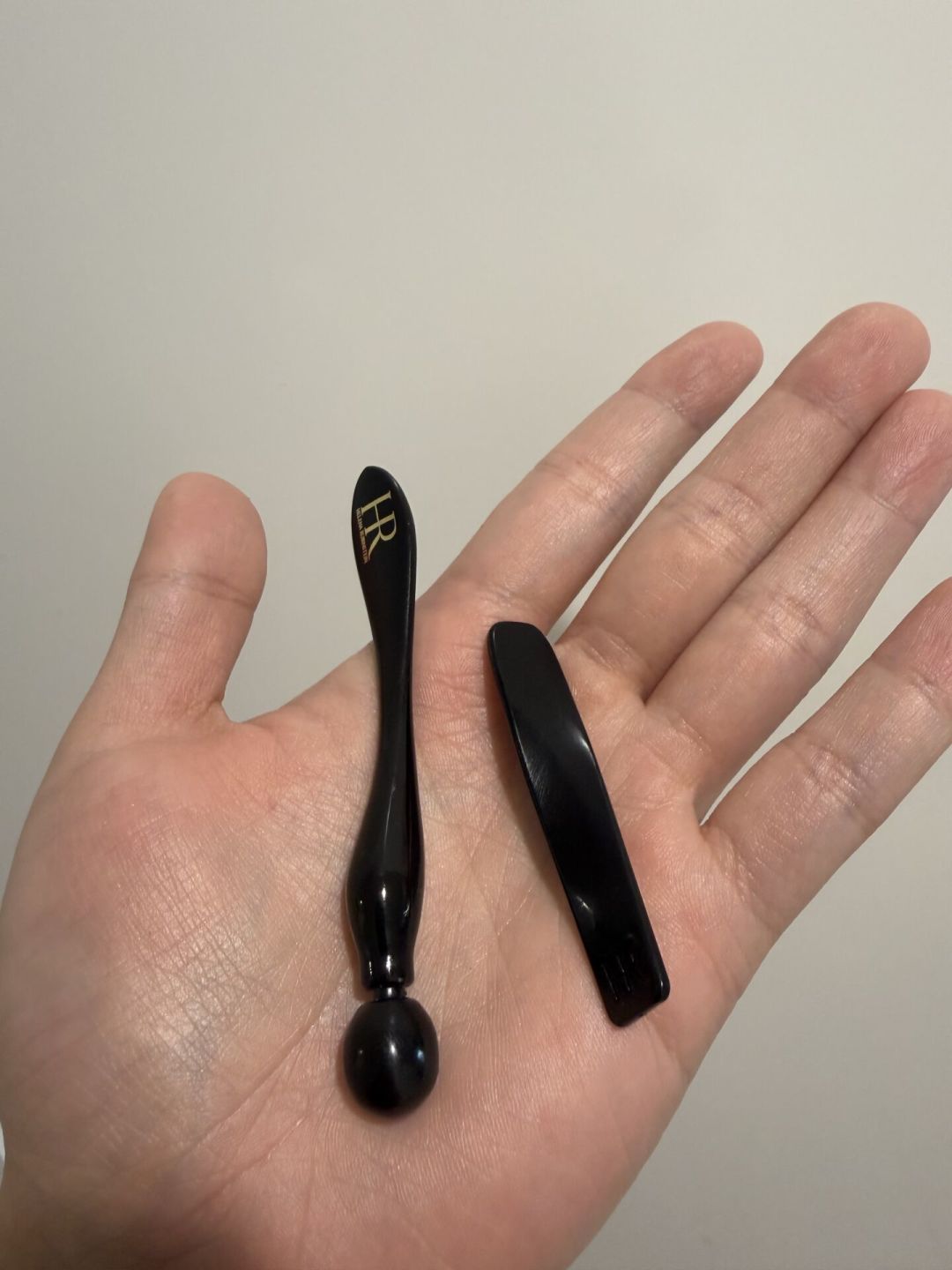 黑绷带50的50%玻色因是真料，但专利核对完：“绷带科技”其实是肤感工程