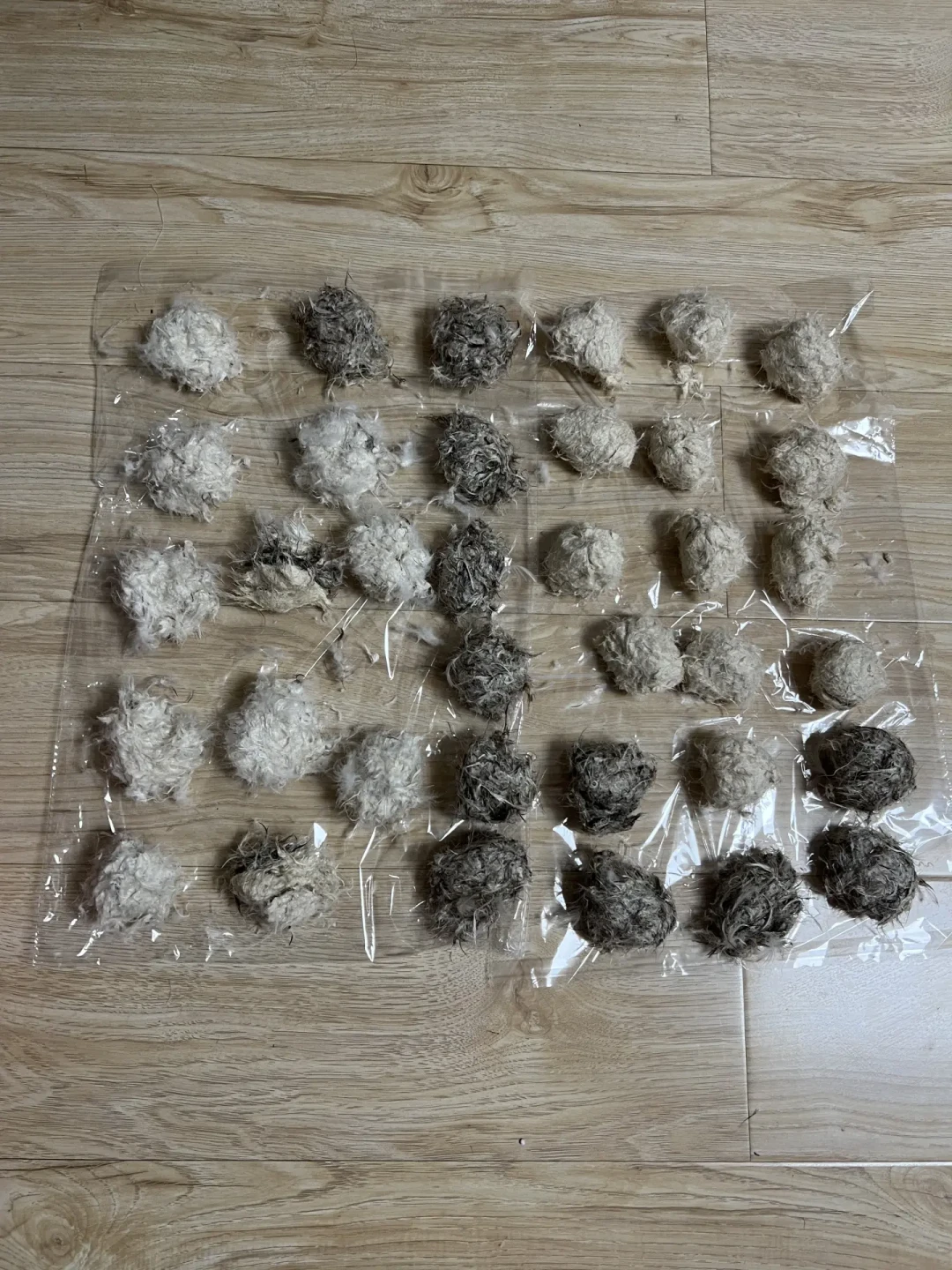 去年爆火的“旧羽绒服改羽绒被”进入反季揽客窗口:别急着交衣服,先算清件数、价差和坑