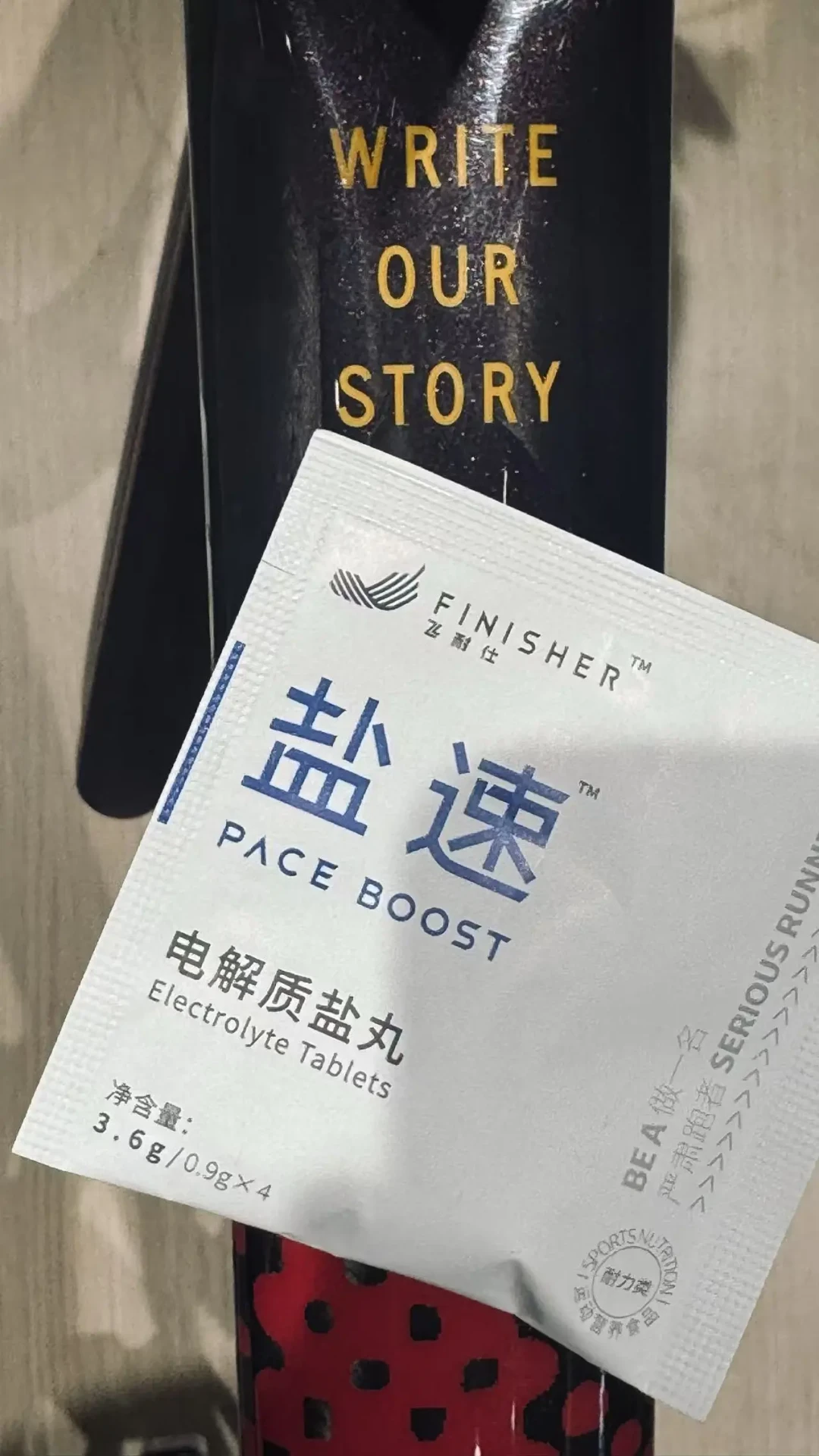 翻完今年夏天的12个中暑案例:盐丸电解质全副武装也没扛住,真正放倒人的是那句
