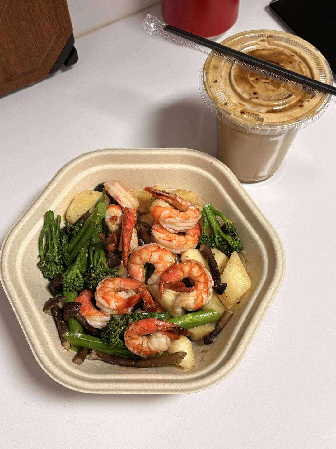“像糖尿病人一样吃饭”走红,赶上末伏食欲回归:4个能照做的控糖吃法、2个要避开的坑