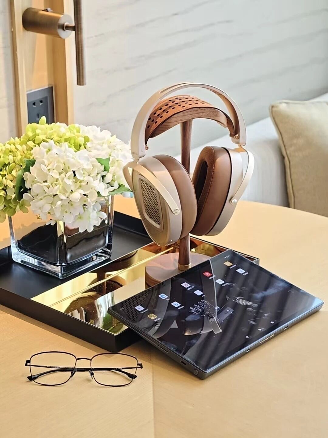 11800元的HIFIMAN HM2000上市满月:吵的不是音质,是“给谁做的”,附三条决策路线