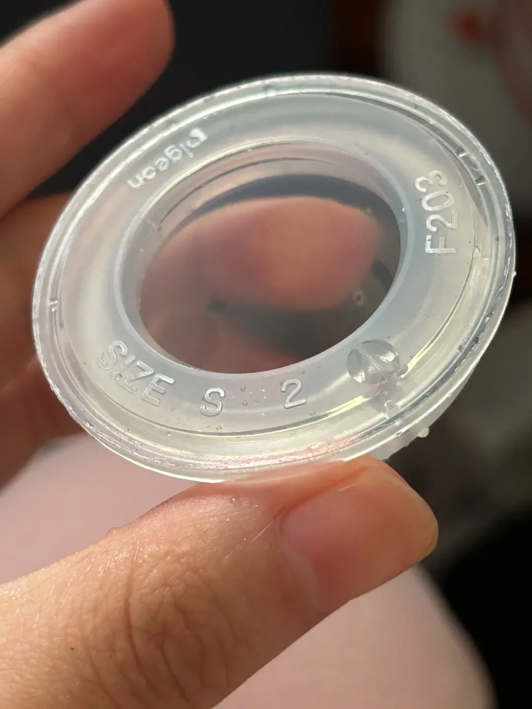 奶量骤降不一定是厌奶:翻完贝亲奶嘴的几百条求助评论,M号这一关最难熬