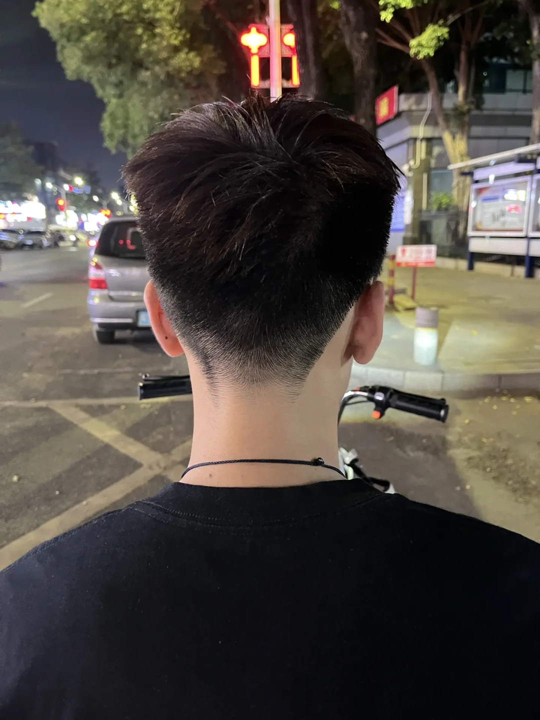 剪美式前刺到底要不要烫?翻了全网几十张理发账单:第一次真不用下重注