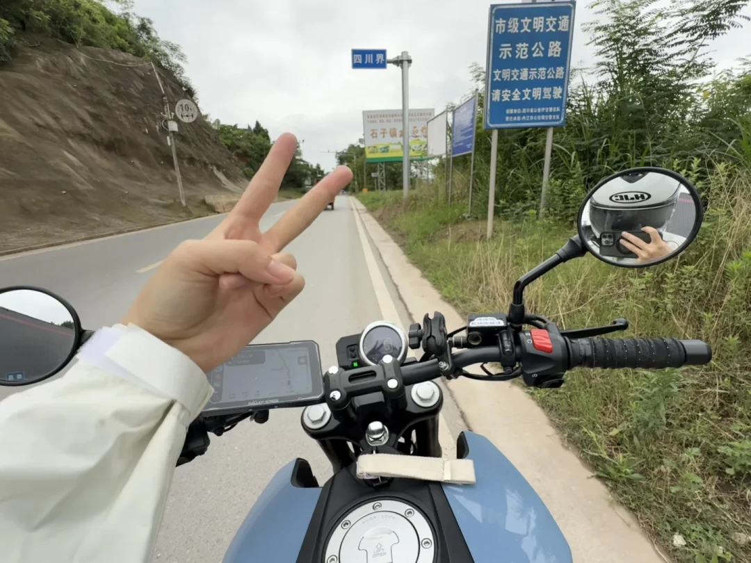 东莞拘留、西安装摄像头、河南上无人机巡查：摩托车上高速的“睁只眼闭只眼”时代结束了