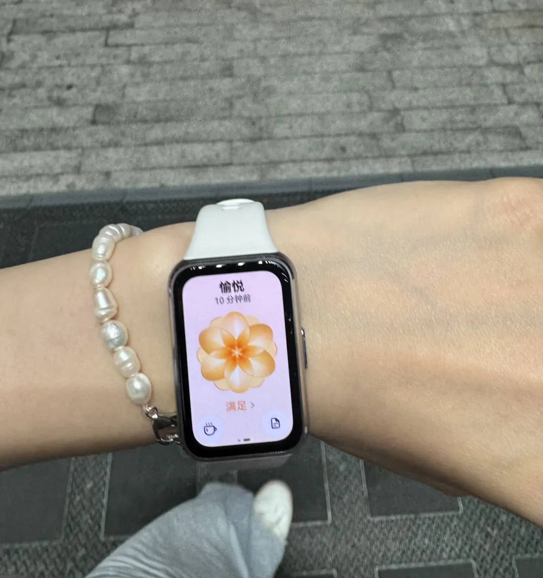 「不同价位手表手环耳机怎么选」今天刷屏:这波开学季作业,抄之前先核三笔账