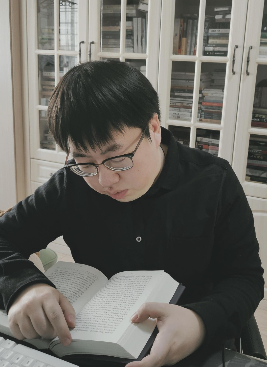 班宇《漫长的季节》拿了鲁奖:剧是跟小说借的名,这个误会该解了