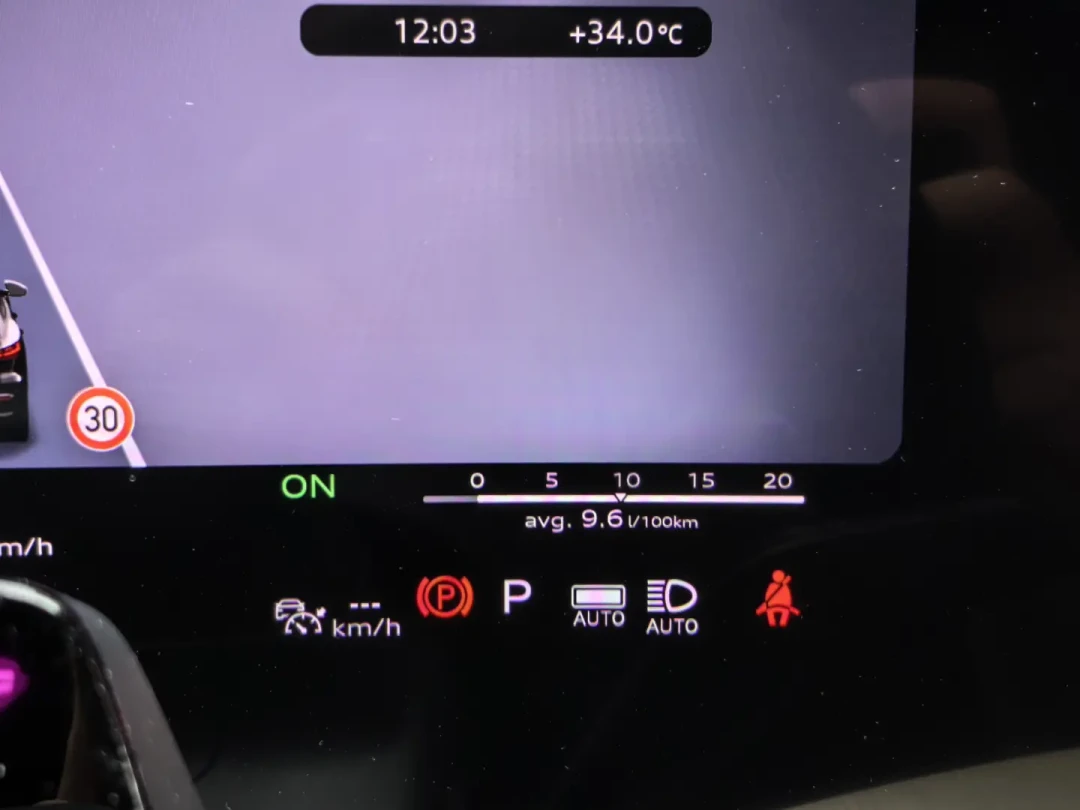 新车540公里电池报废:全新奥迪Q5L智混值不值得买,先把这三笔账算明白