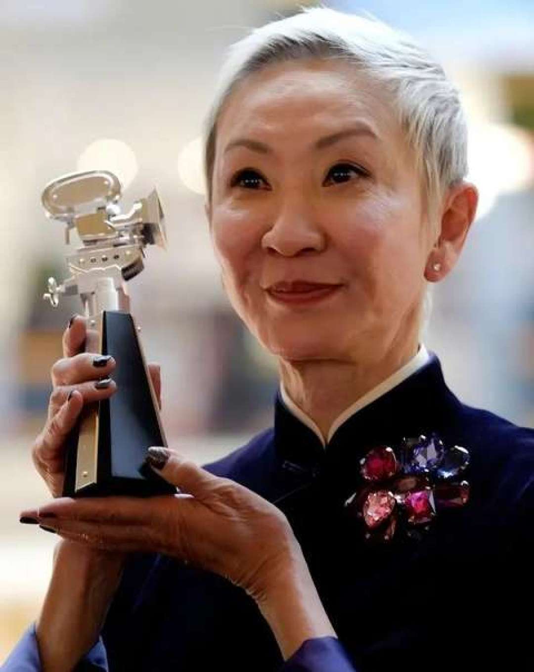 徐克为施南生写了首歌：在等它被唱出来之前，先把这8部片补一遍