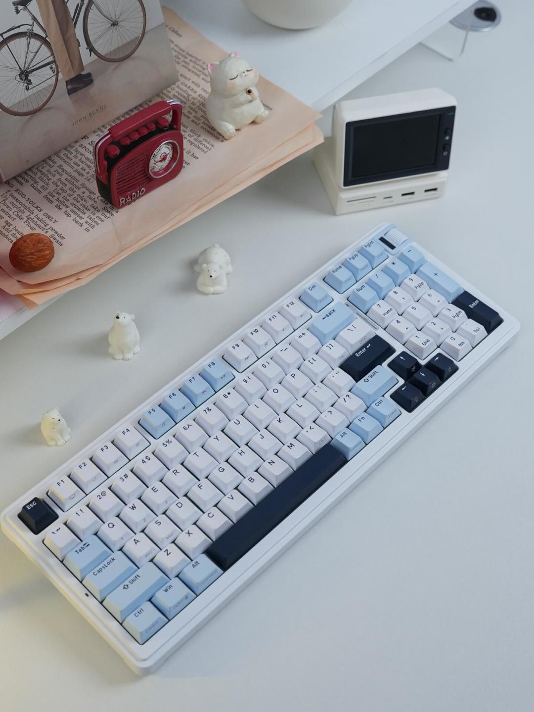 珂芝K98 V2还是迈从K99 V3?我翻遍全网评论区,剔掉推广,把真实反馈整理成了三个问题