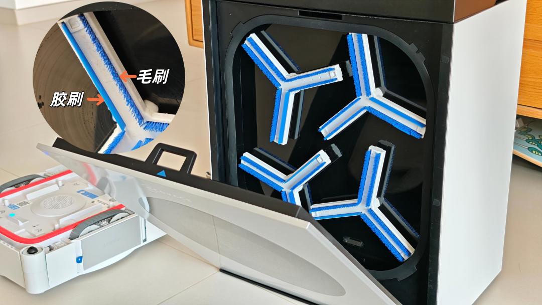 科沃斯擦窗机器人划玻璃、是智商税?翻完全网真实反馈,我给高层住户算完买/租/请保洁三笔账