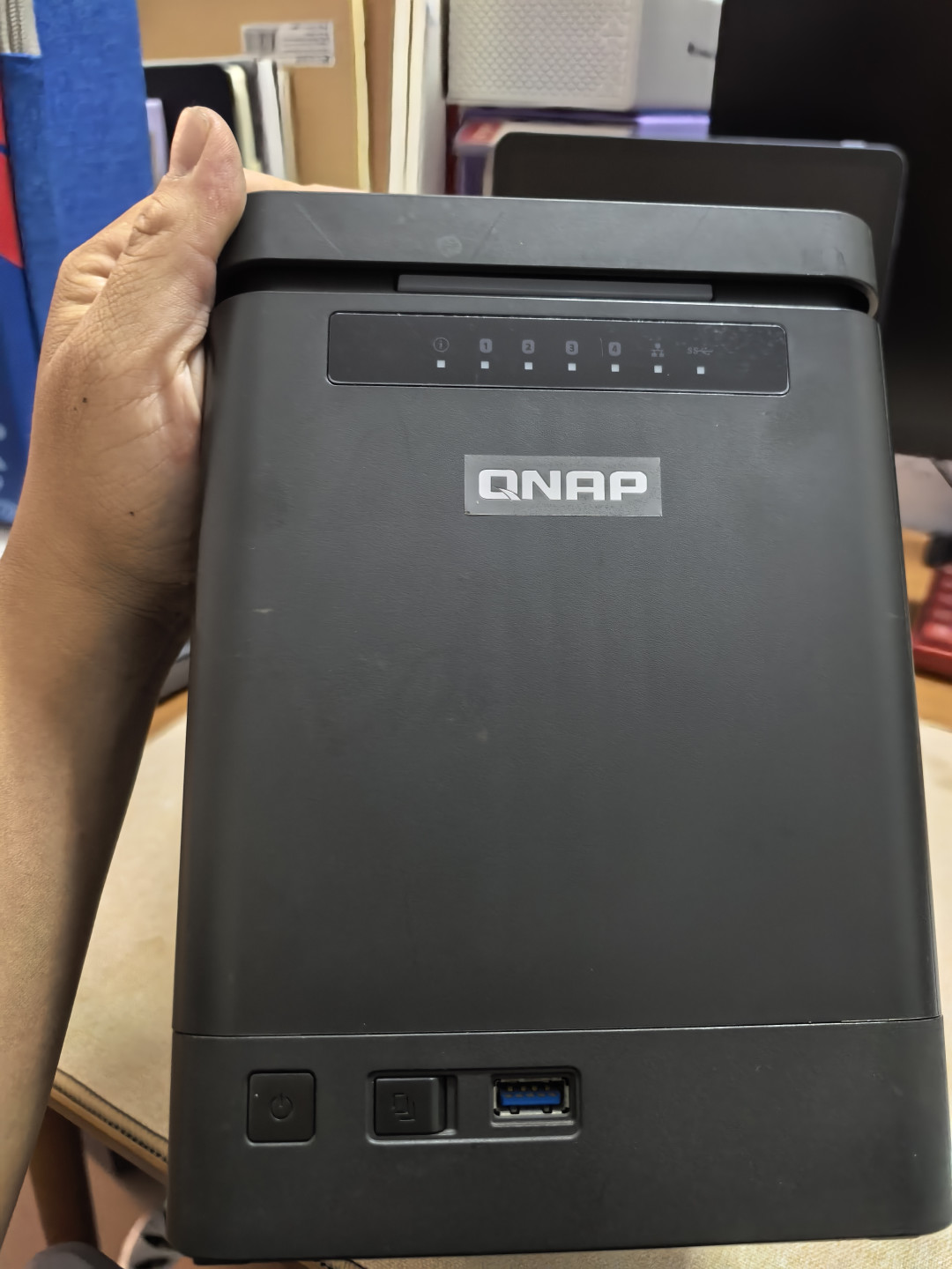 威联通的备份App已经换血:NetBak变身HDP,HBS 3管NAS、快照管后悔,涨价年这三条路线先看清再补票