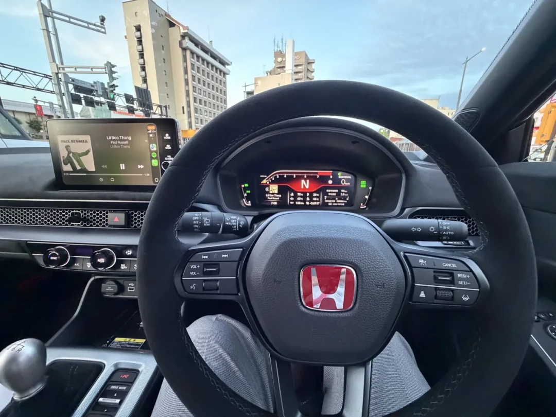 当年落地50万,如今全新现车30出头:思域Type R崩盘,最后一代纯油红头怎么圆梦、要避哪些坑
