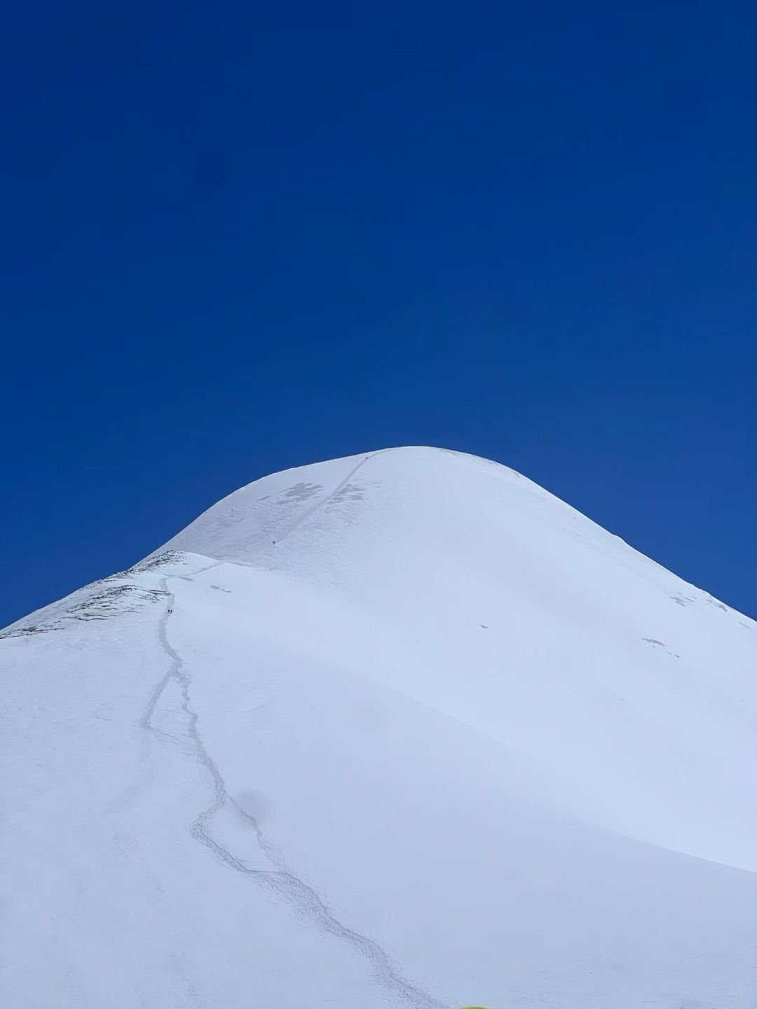想国庆去爬雪山,8月底前就得定:6座入门雪山一次比清,3个截止时间拖不得