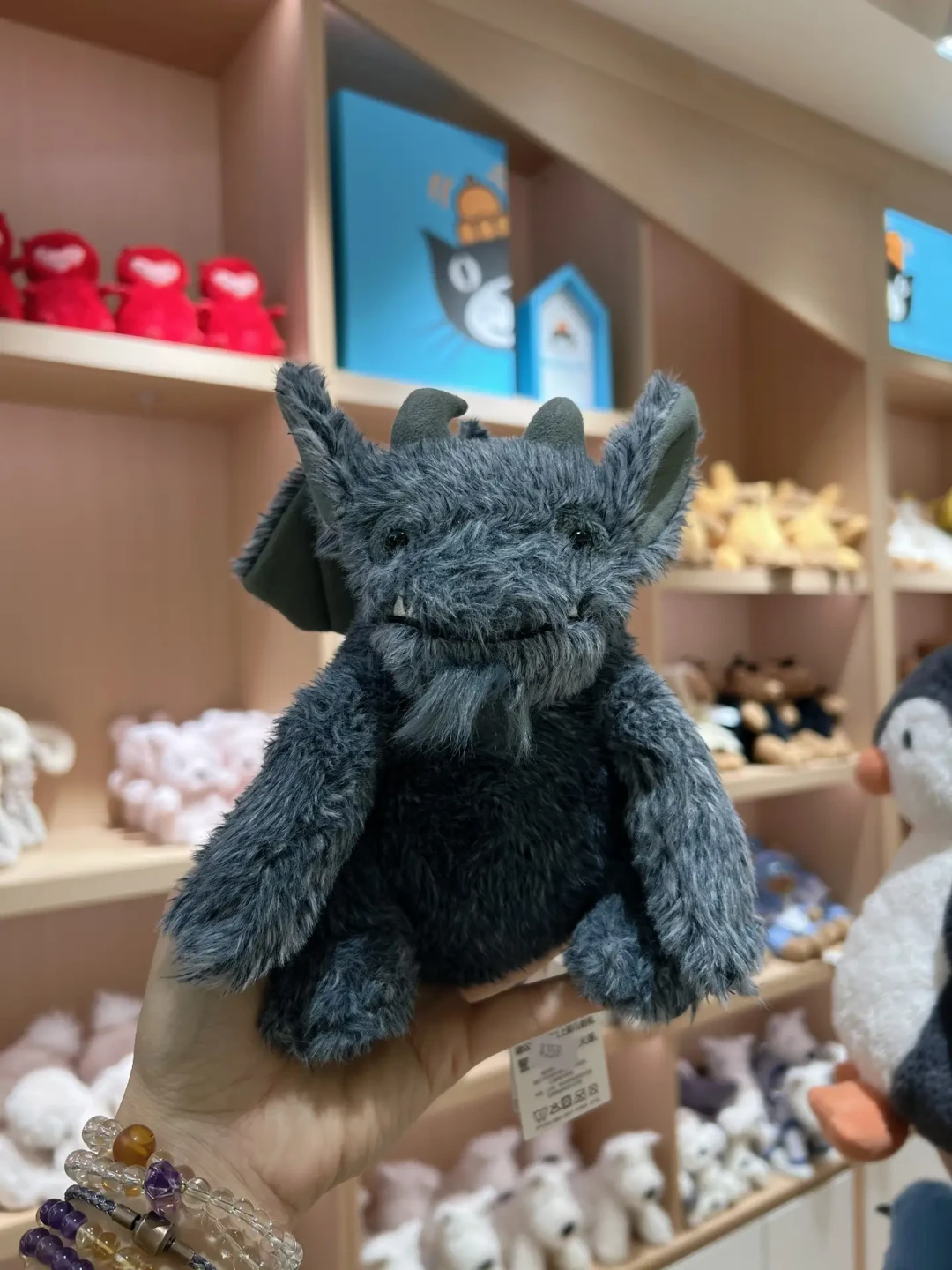 Jellycat万圣节系列今日到店:全线10款199-559元,花生猫开售两天降到66折,这一波走哪条路