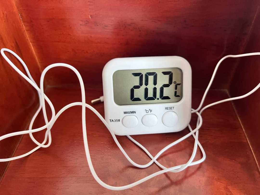 三伏高温快把鱼缸“煮熟”了:网上流传的7种降温法,哪些真有用,哪些在悄悄害鱼