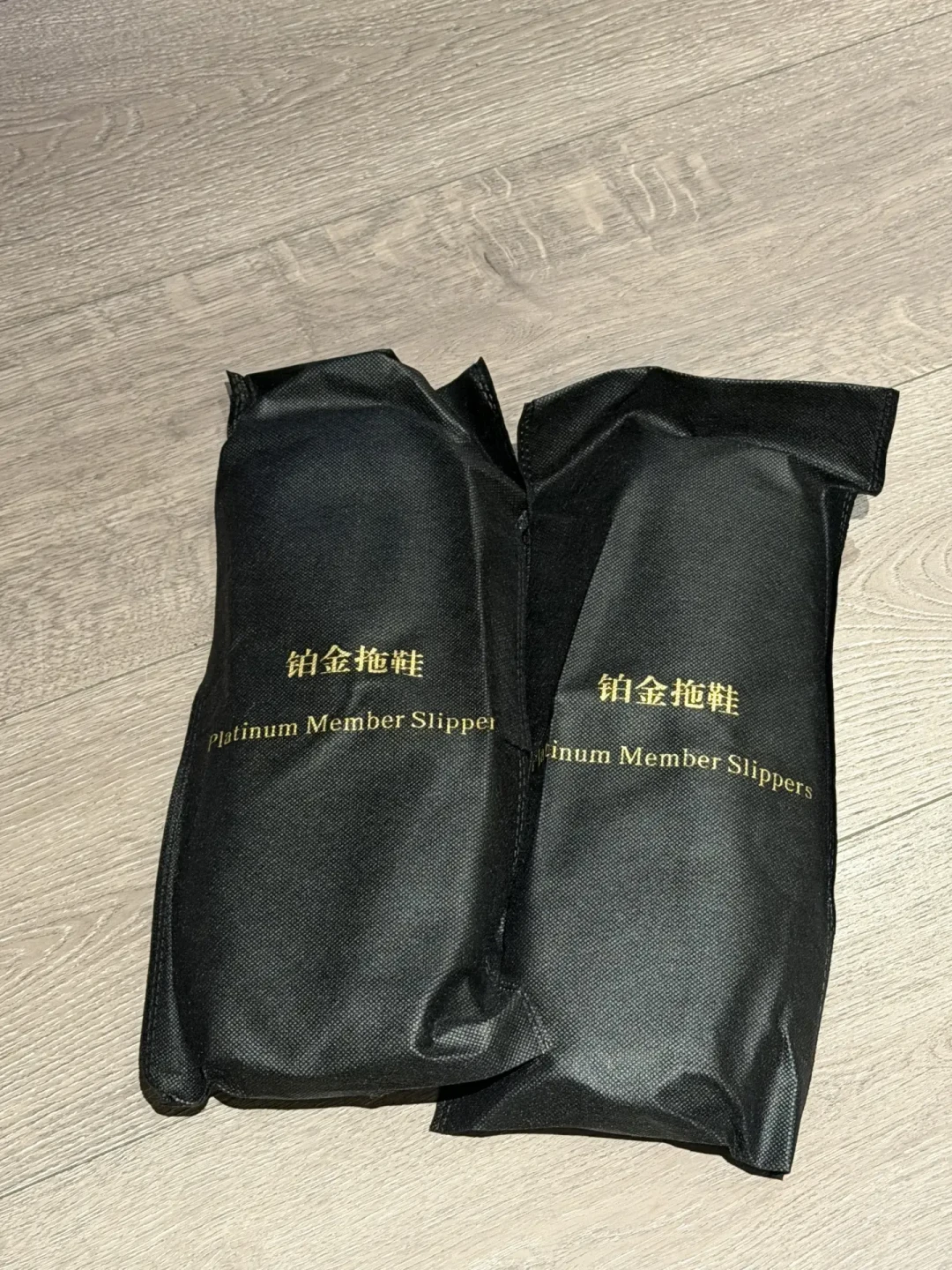 亚朵“铂金挑战”弹窗很多人收到了：住6晚换一年铂金，值得接吗？先把三笔账和三个坑说清