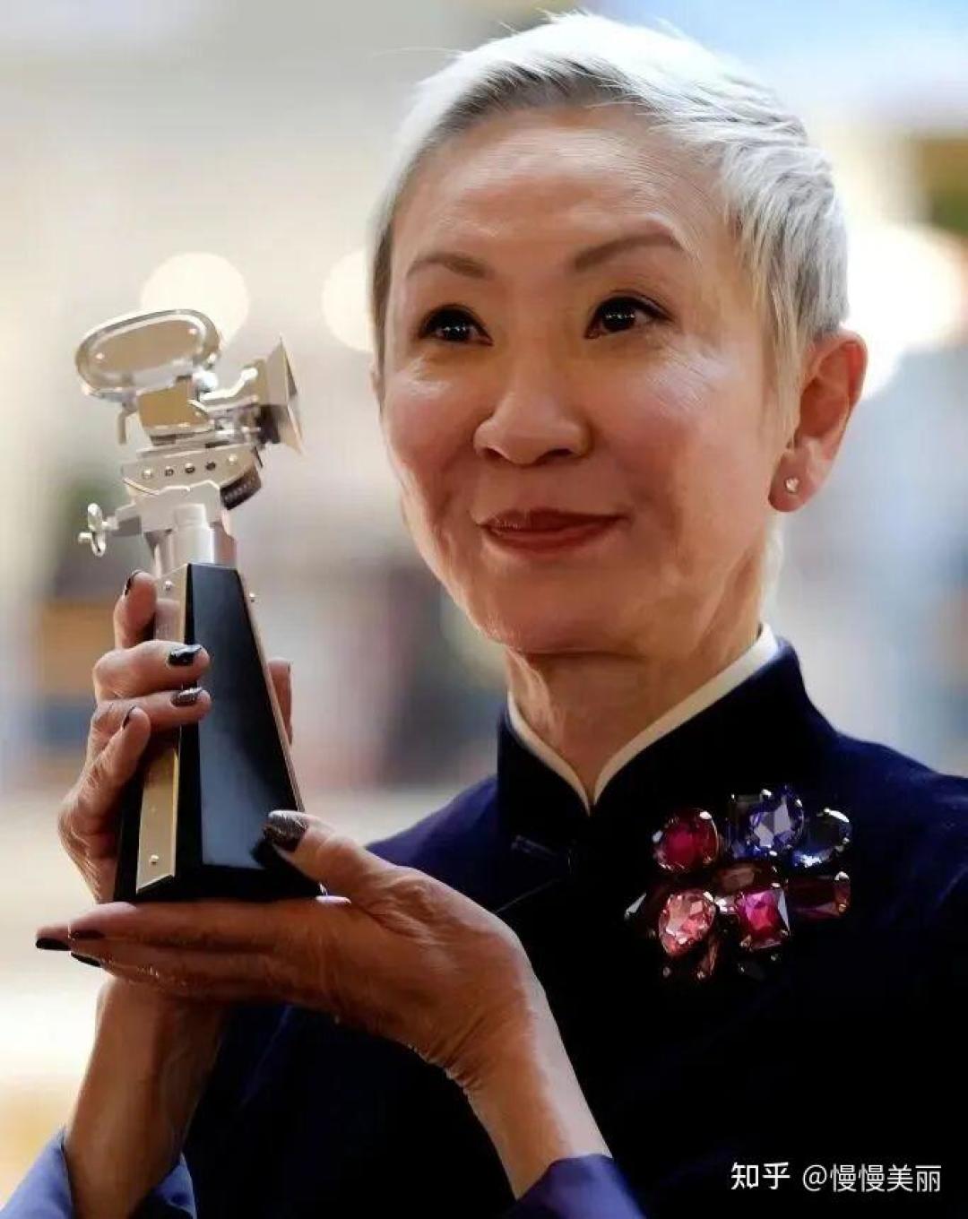 施南生离世一个月,围绕徐克的争议都理清了:哪些是事实、证言和谣言