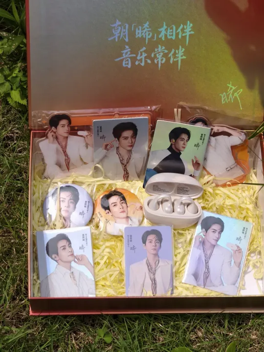 全网都在夸的曾舜晞同款南卡ClipE:我们翻了四个平台,找出软广不会告诉你的3件事
