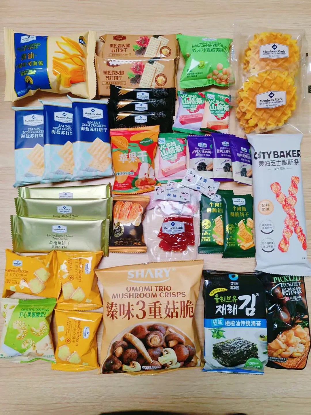 还有一两周开学,宿舍零食别乱囤:翻遍全网清单后留下的四类共识款和四个避坑点