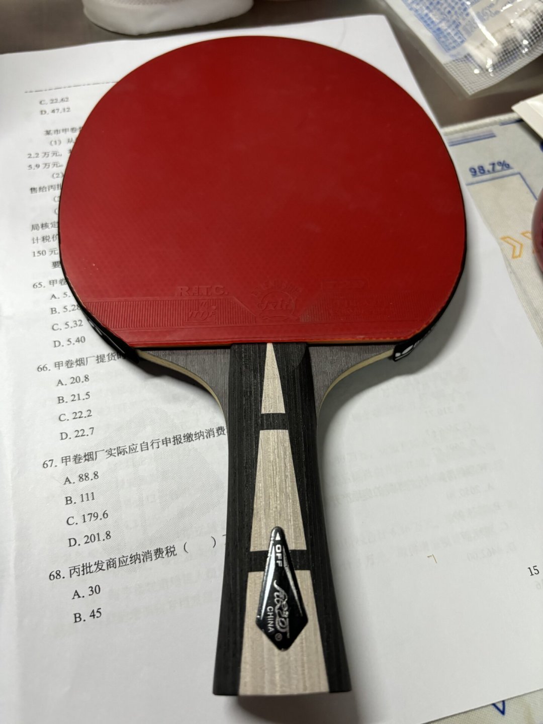 开球网2000分高手的战拍只要90块:扒完全网的“百元纯木底板”争论,我搞懂了哪些钱该花哪些不该