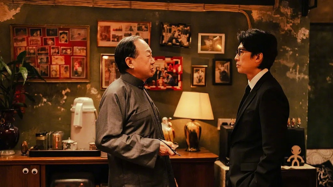 黄子华那句“你才是我的神”又被疯转:从1992年那通电话算起,这场接力跑了34年
