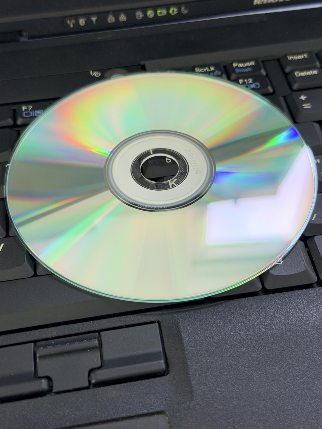 Windows 95 下周满31岁:2026年怎么重温?4条路线对比,0元的5分钟开机