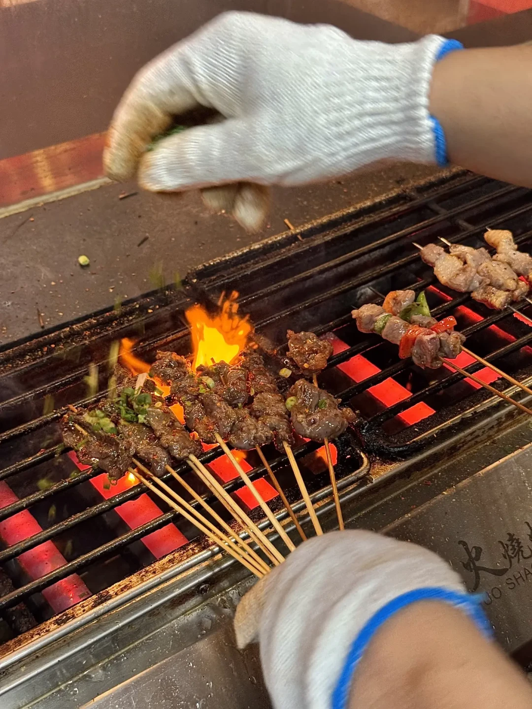烤串自由的算术题:翻了全网20多家烤串自助,我算明白了怎么吃不亏