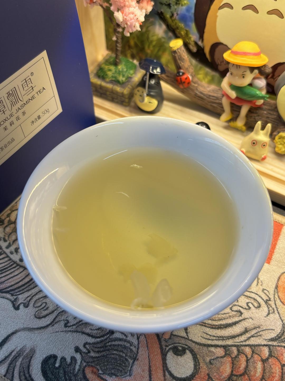 中秋还有一个月,送碧潭飘雪当茶礼?五个等级一次说清:送谁、花多少、怎么避坑