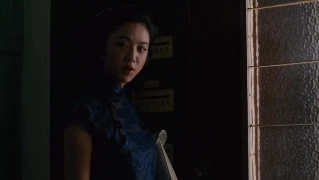 《色，戒》上映19年，全网还在逐帧拉片：给只记得床戏的你一份重看指南
